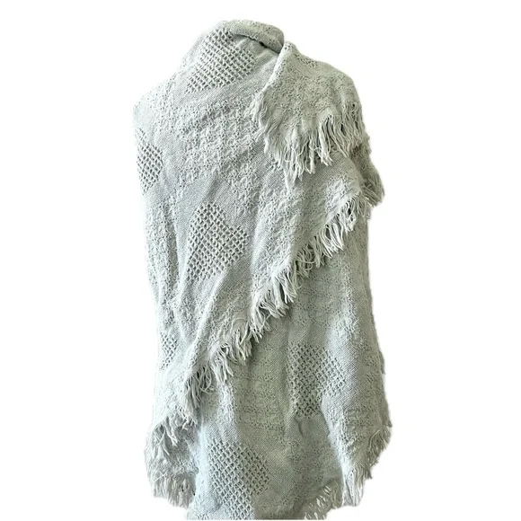 Shawl Throw Blanket vintage light sage green heart pattern - Picture 2 of 5